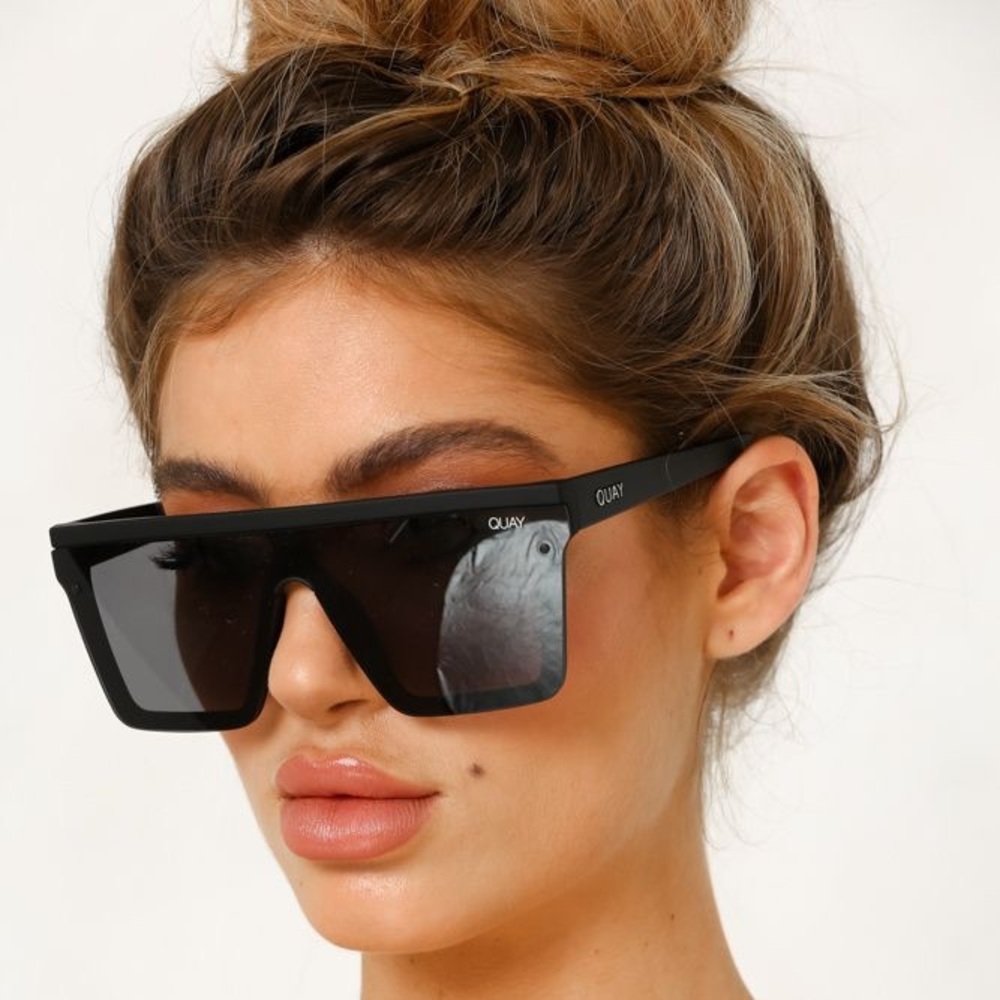 NWT Quay Hindsight Sunglasses